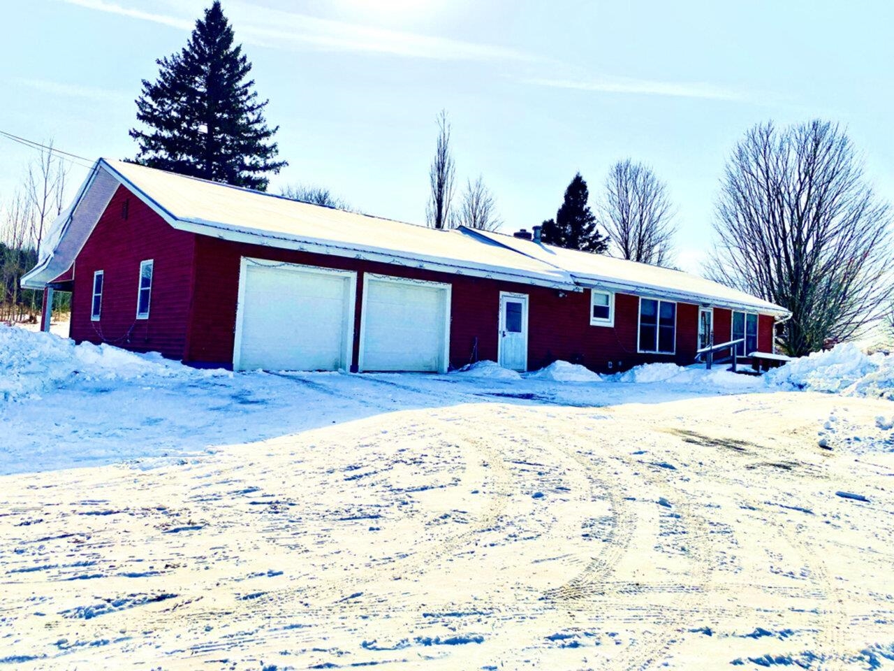 242 East Sheldon Road Sheldon, VT 05450 - Photo 3 of 28