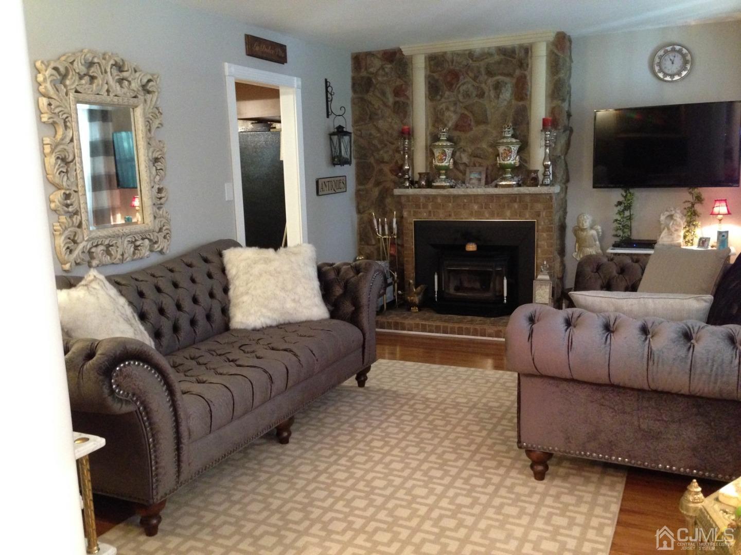 12 Carter Road East Brunswick, NJ 08816 - Photo 7 of 13 Gallery Image 7