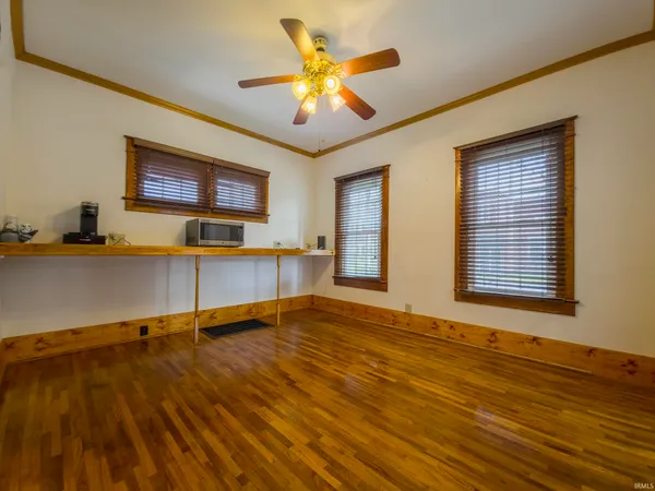 $150,000 | 107 6th Street, St. Francisville, IL 62460