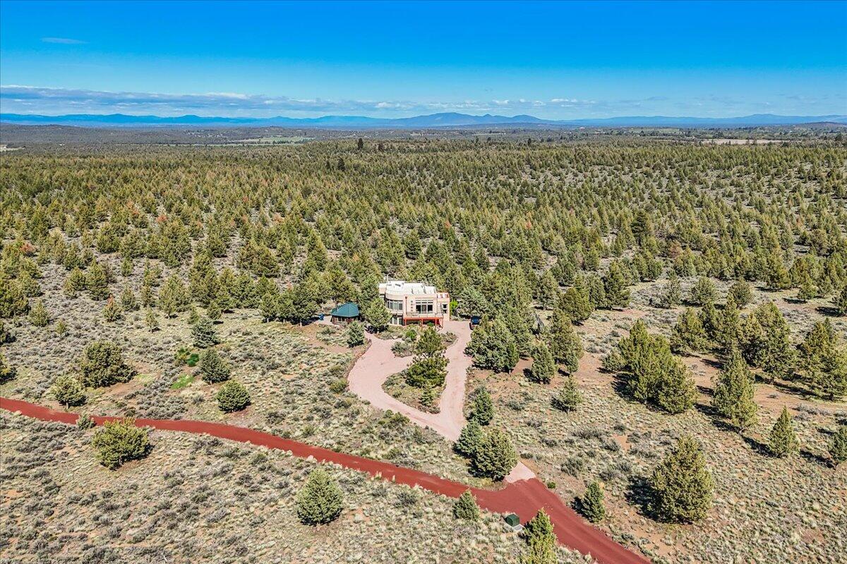 65580 Sisemore Road Bend, OR 97703 - Photo 59 of 67 Drone