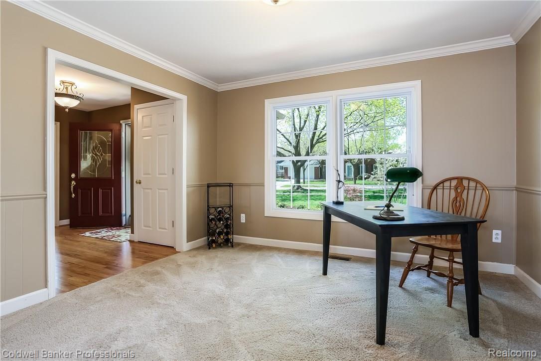 1060 Hemlock Drive Rochester, MI 48307 - Photo 15 of 42 018-Office-5705172-large.jpg