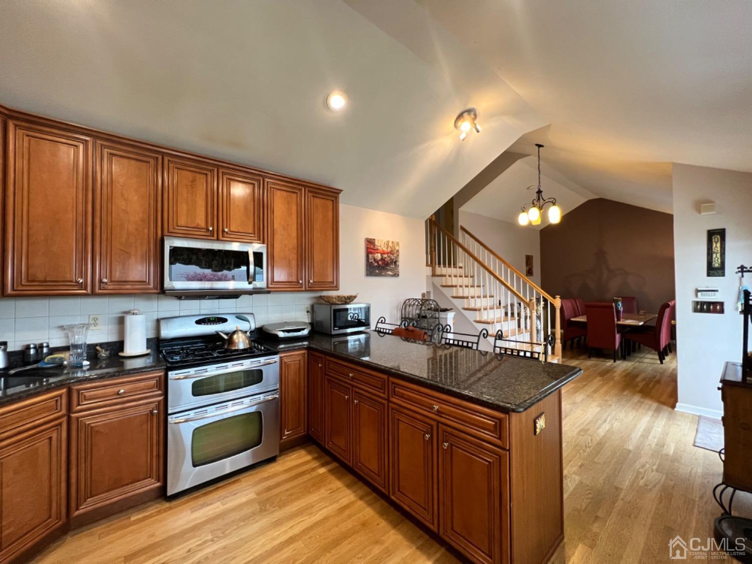20 Sims Road Edison, NJ 08817 - Photo 13 of 38 Gallery Image 13