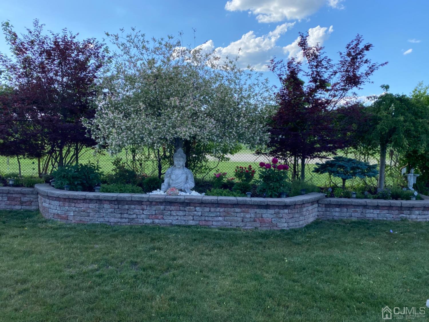 20 Sims Road Edison, NJ 08817 - Photo 8 of 38 Gallery Image 8