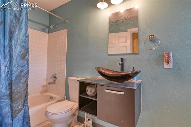 830 Alexander Road Colorado Springs, CO 80909 - Photo 21 of 34 Gallery Image 21