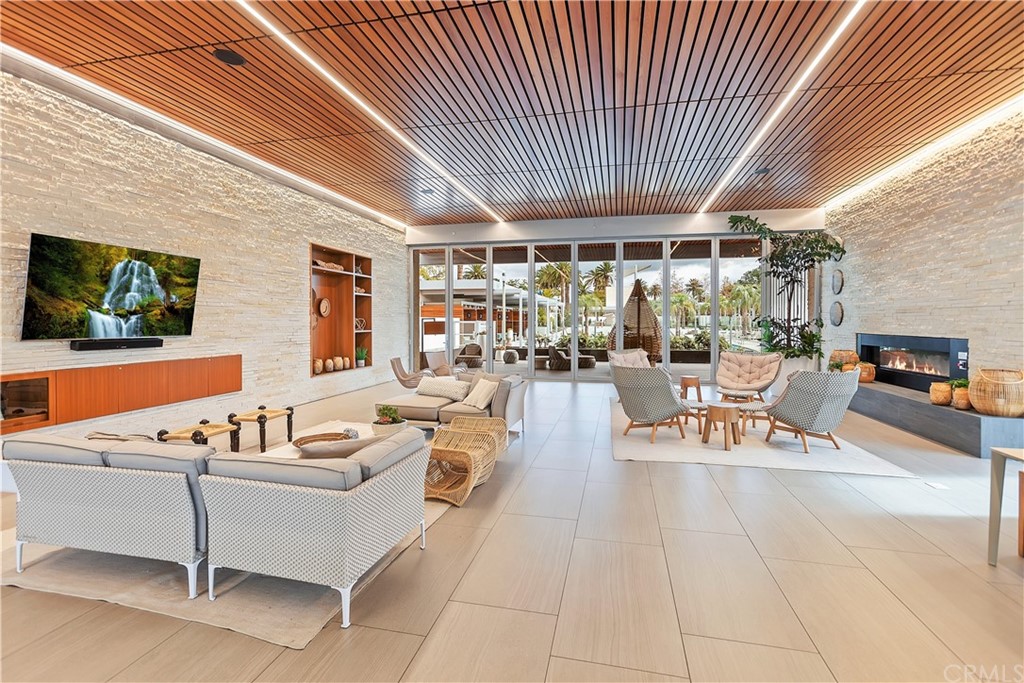 150 Catalyst Irvine, CA 92618 - Photo 23 of 25 a outdoor living space with furniture