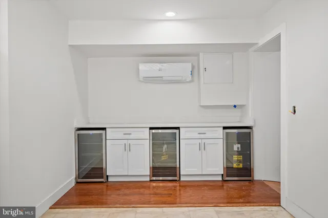 $20,000 | 1312 19th Street Northwest, Washington, DC 20036