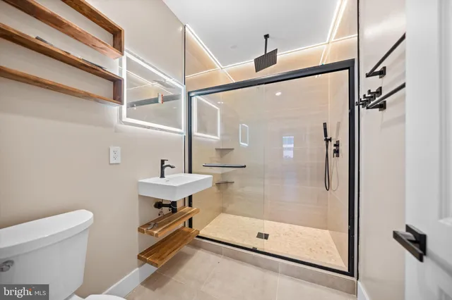 $20,000 | 1312 19th Street Northwest, Washington, DC 20036