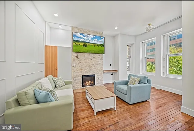 $20,000 | 1312 19th Street Northwest, Washington, DC 20036