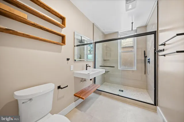 $20,000 | 1312 19th Street Northwest, Washington, DC 20036