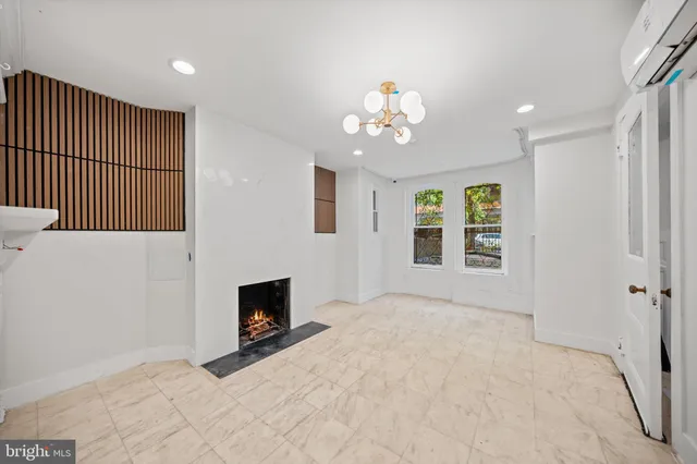 $20,000 | 1312 19th Street Northwest, Washington, DC 20036