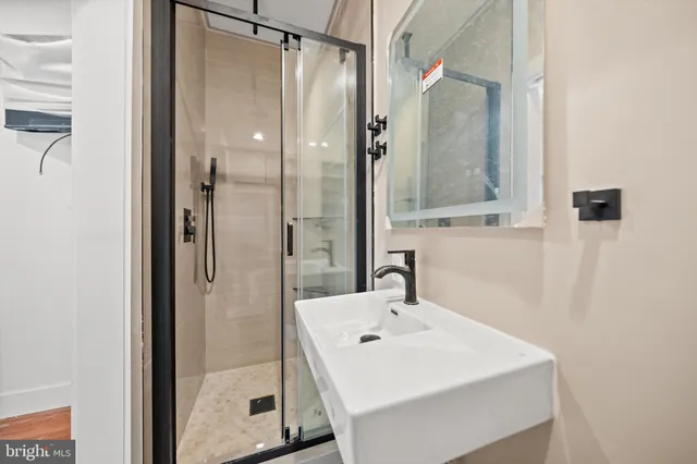 $20,000 | 1312 19th Street Northwest, Washington, DC 20036