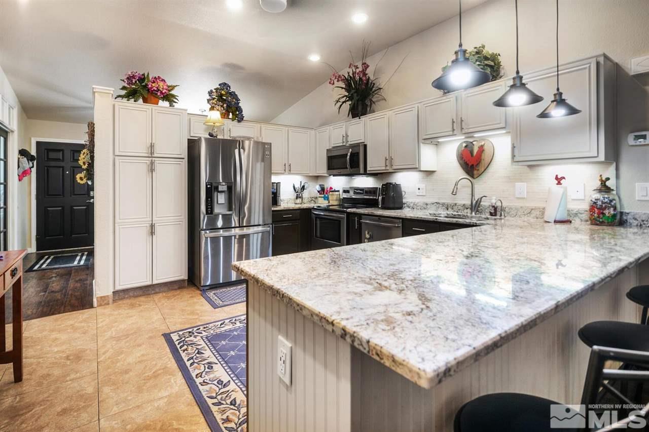 17944 Fonti Court Reno, NV 89508 - Photo 8 of 30 Photo 8