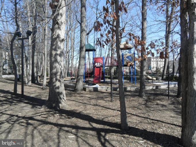 2388 Hunters Square Court Reston, VA 20191 - Photo 4 of 21 Hunters Square Playground/Park right in Front!