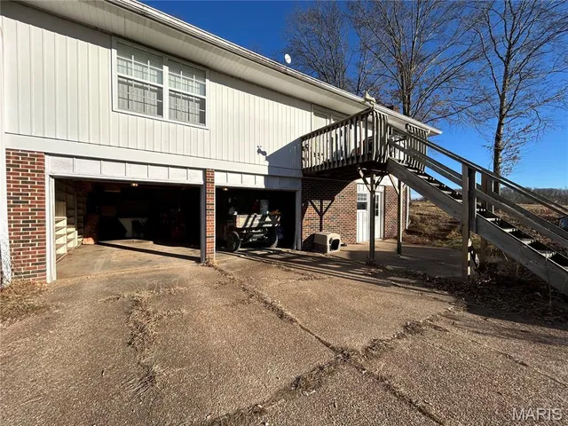 $339,000 | 314 County Road 212, Linn, MO 65051
