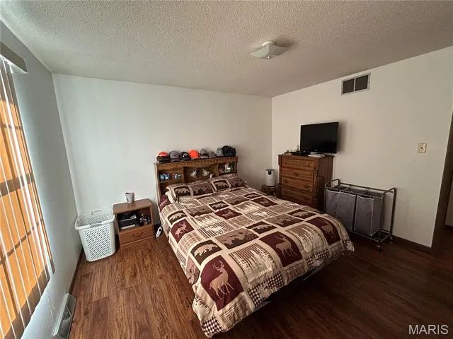 $339,000 | 314 County Road 212, Linn, MO 65051