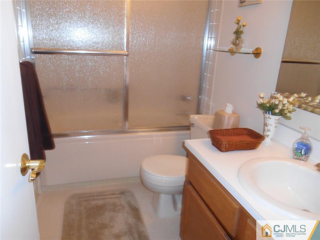 828 A Deal Road Monroe Township, NJ 08831 - Photo 13 of 16 Gallery Image 13