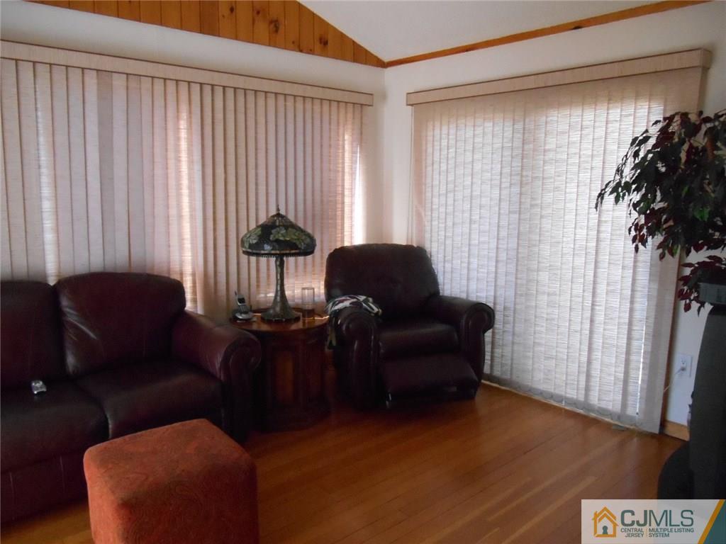 828 A Deal Road Monroe Township, NJ 08831 - Photo 7 of 16 Gallery Image 7