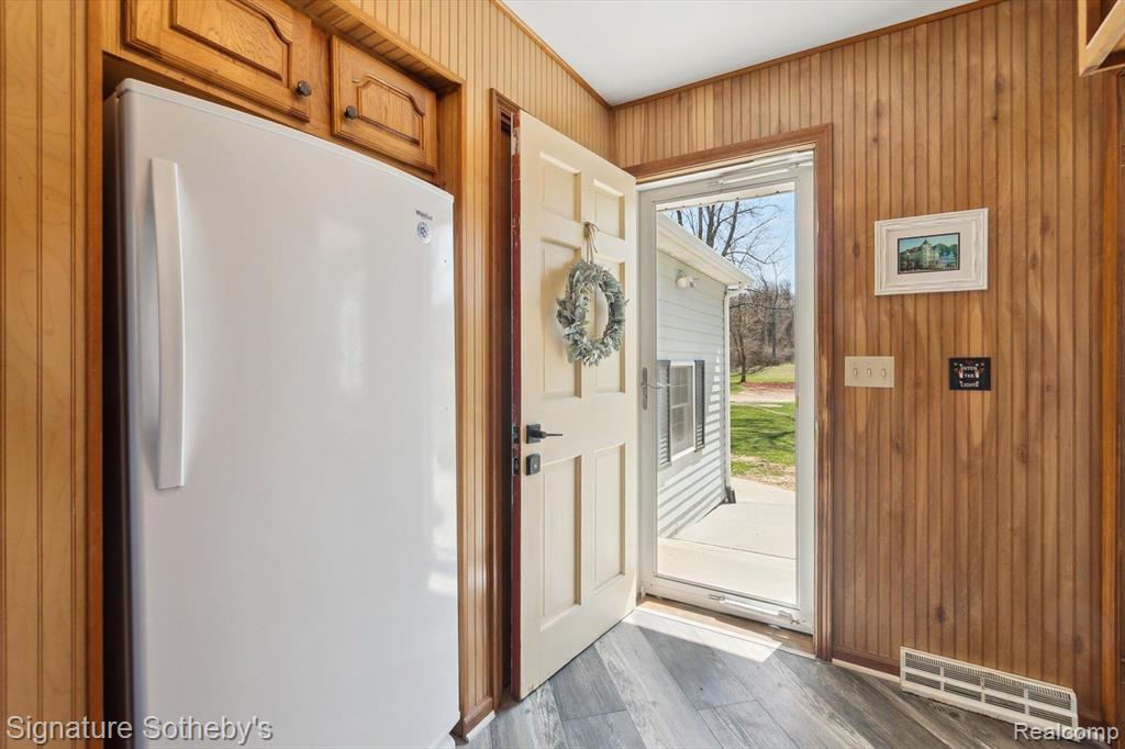 4715 Fox Lake Road Goodrich, MI 48438 - Photo 7 of 53