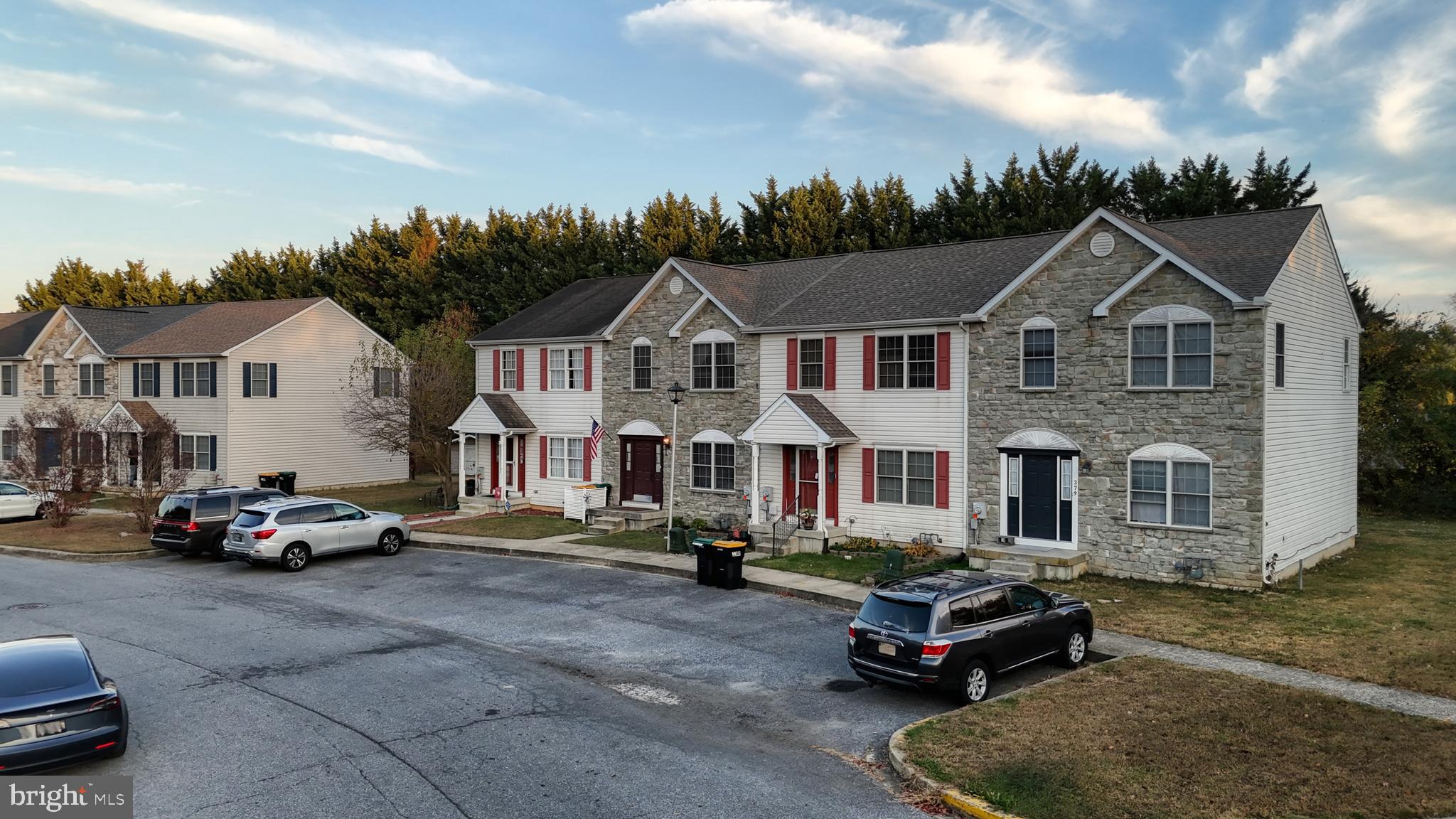 375 Eagle Way Smyrna, DE 19977 - Photo 2 of 35 Front View