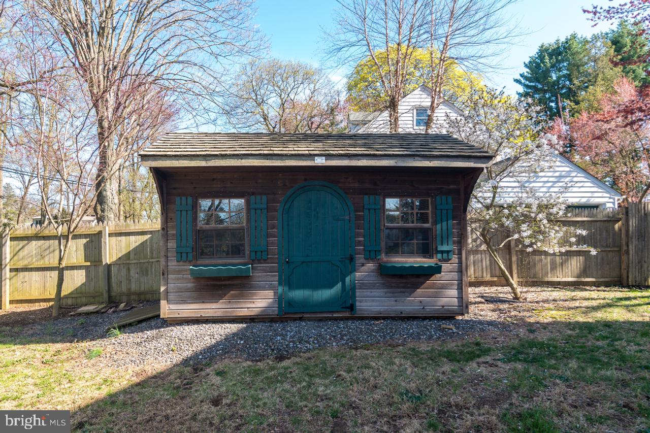 102 Gail Road Devon, PA 19333 - Photo 5 of 26 Shed