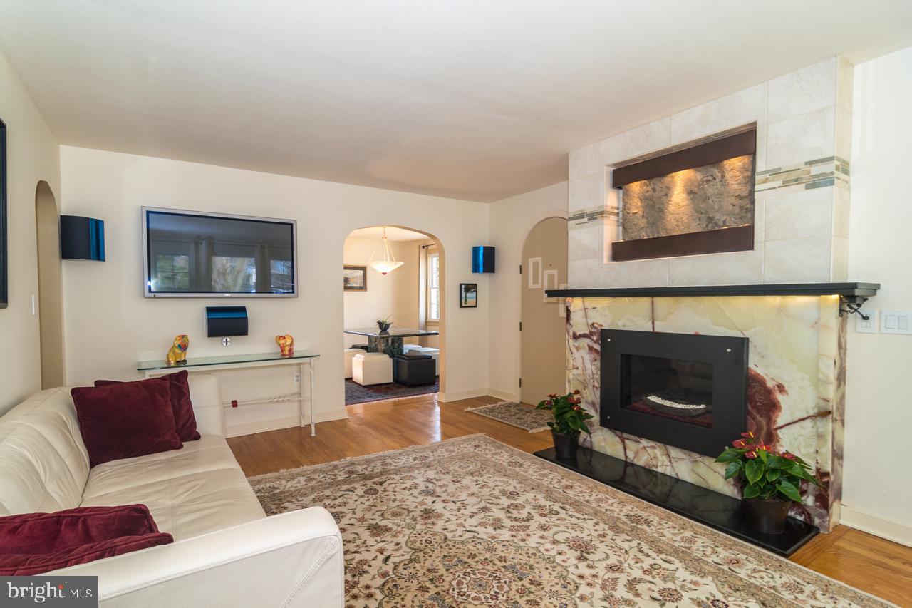 102 Gail Road Devon, PA 19333 - Photo 9 of 26 Living Room
