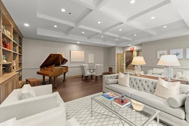 $259,000 | 3481 Lakeside Drive Northeast, Unit 2601, Atlanta, GA 30326