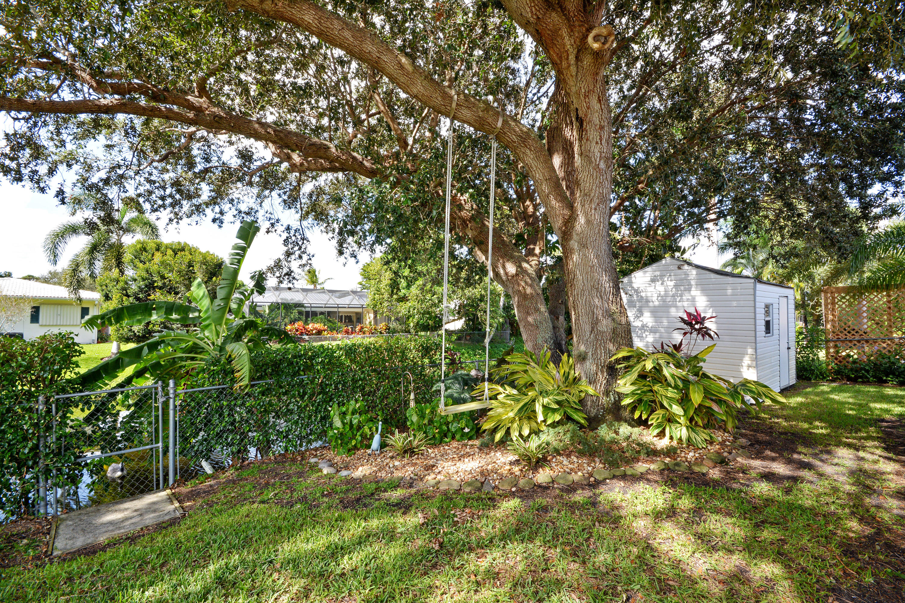 401 Northwest 10th Court Boca Raton, FL 33486 - Photo 24 of 25 VHT-RX-10188142_23.jpg