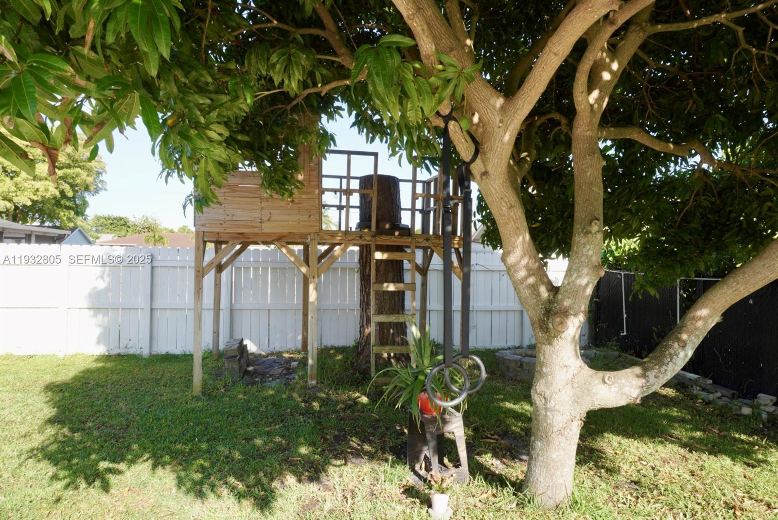 9549 Burlington Place Boca Raton, FL 33434 - Photo 30 of 33