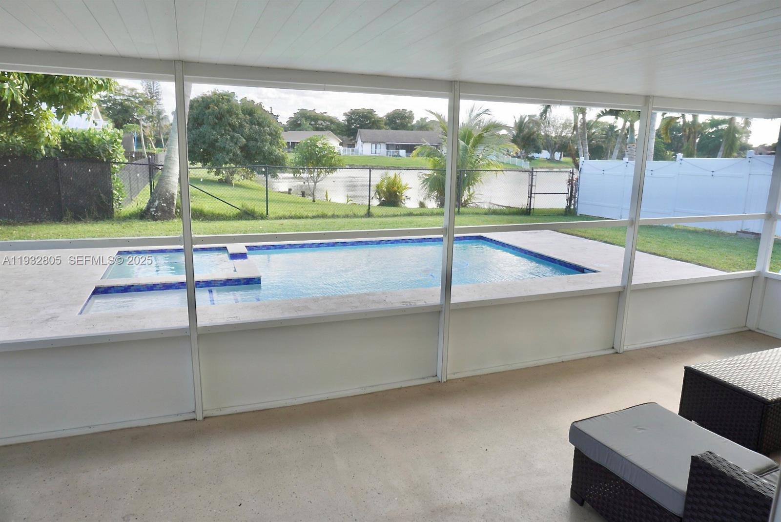 9549 Burlington Place Boca Raton, FL 33434 - Photo 4 of 33