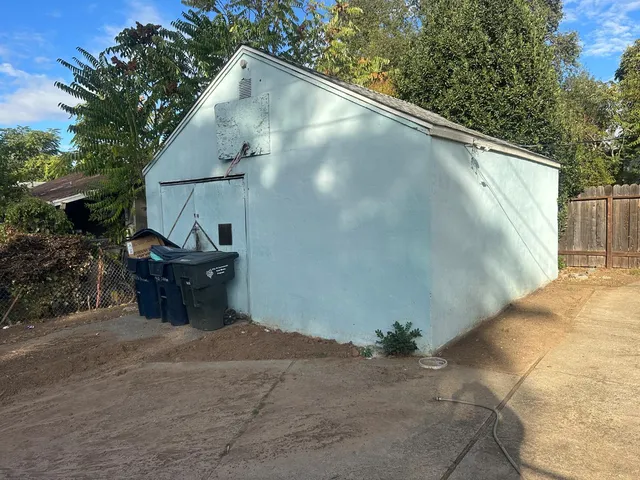 a view of empty room