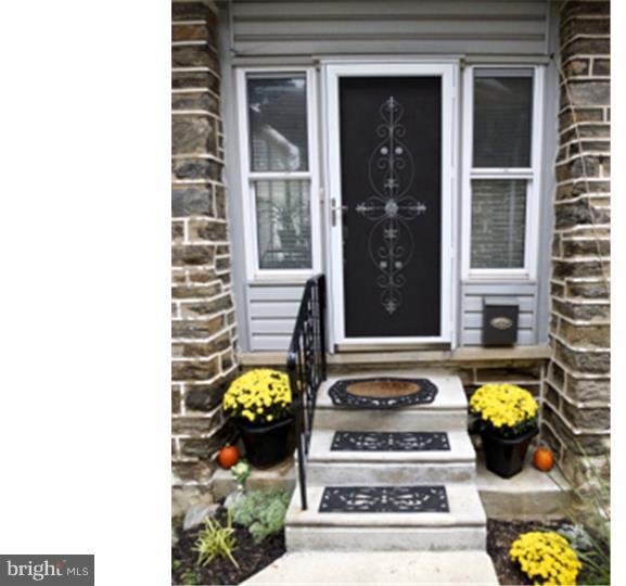 932 East Rittenhouse Street Philadelphia, PA 19138 - Photo 3 of 19 Gallery Image 3