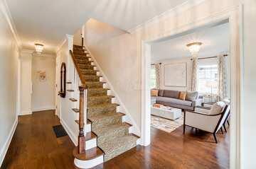 2272 Tremont Road Upper Arlington, OH 43221 - Photo 6 of 81