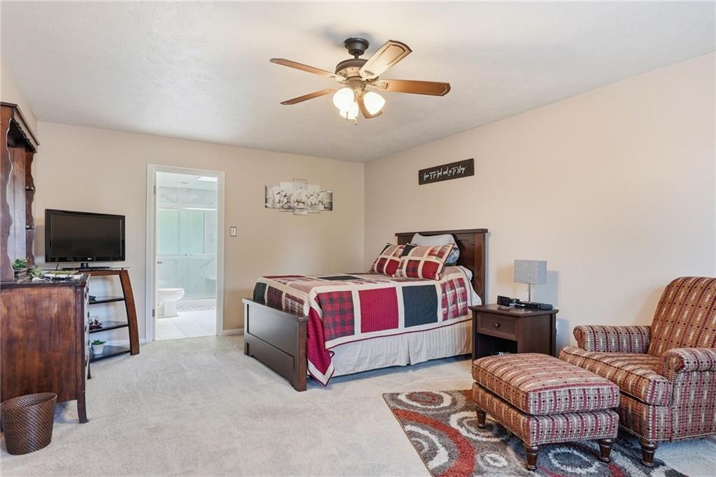 329 Spring Run Drive Monroeville, PA 15146 - Photo 24 of 40