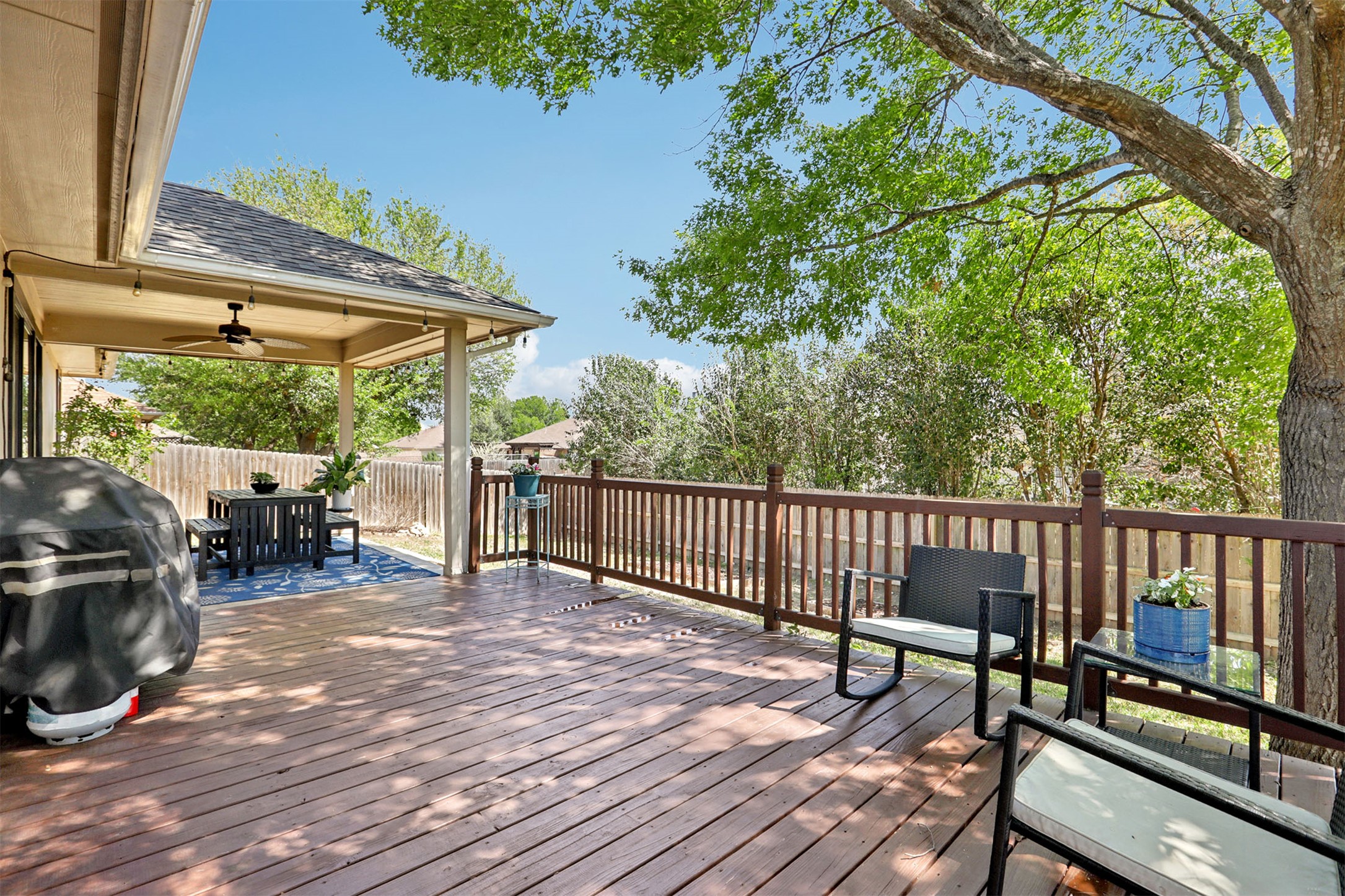 902 Ridgemont Circle Leander, TX 78641 - Photo 20 of 34 a view of a chairs with wooden floor