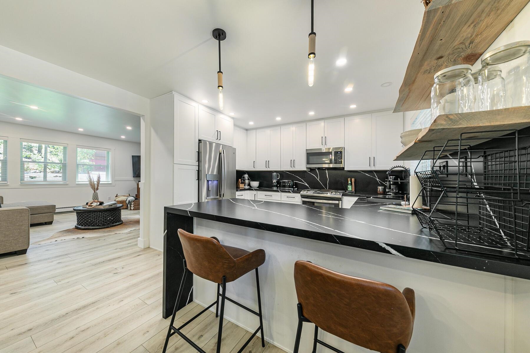 12481 Rainbow Drive Truckee, CA 96161 - Photo 13 of 28