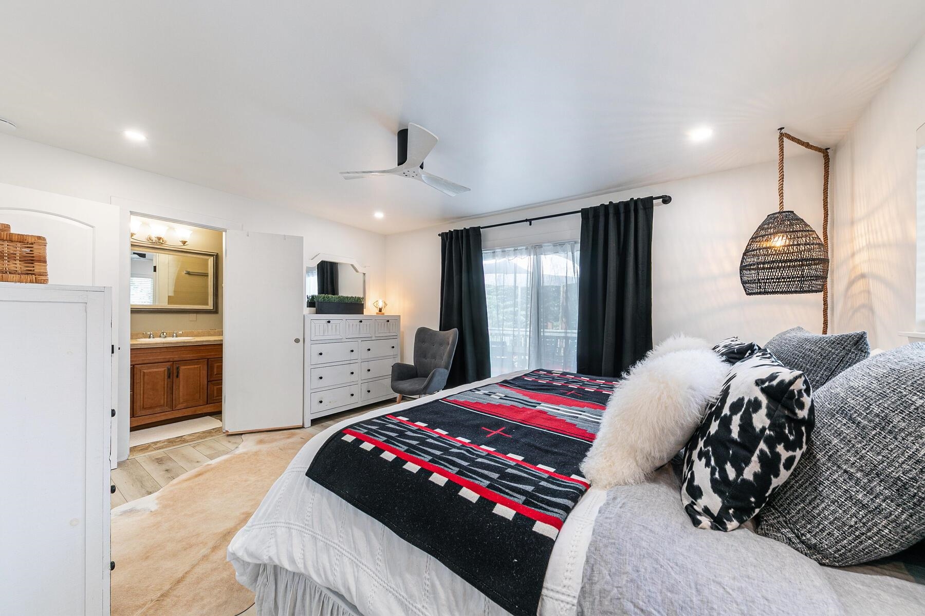 12481 Rainbow Drive Truckee, CA 96161 - Photo 18 of 28