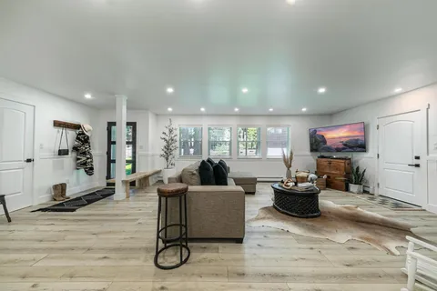 $969,000 | 12481 Rainbow Drive, Truckee, CA 96161