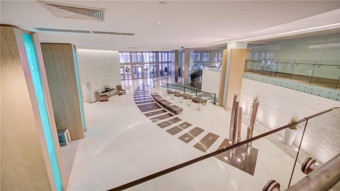 92 Southwest 3rd Street, Unit 1606 Miami, FL 33130 - Photo 35 of 62 a view of a living room