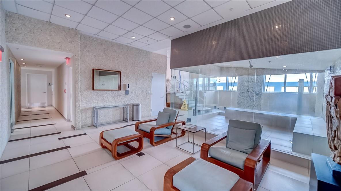 92 Southwest 3rd Street, Unit 1606 Miami, FL 33130 - Photo 41 of 62 a living room with furniture