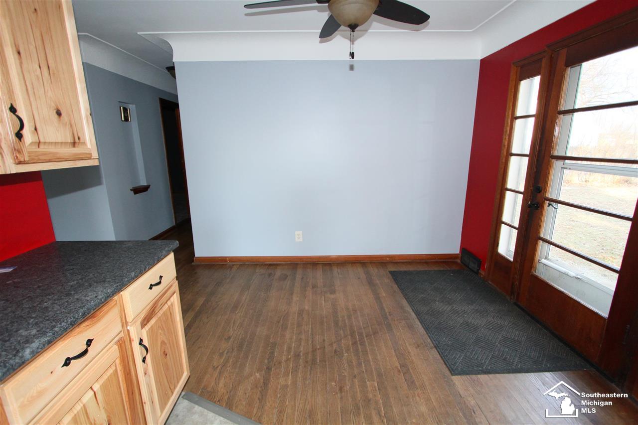 1184 Stewart Road Monroe, MI 48162 - Photo 9 of 29