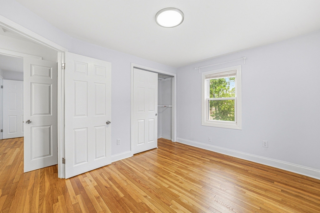 54 A Bay State Road Quincy, MA 02171 - Photo 16 of 38