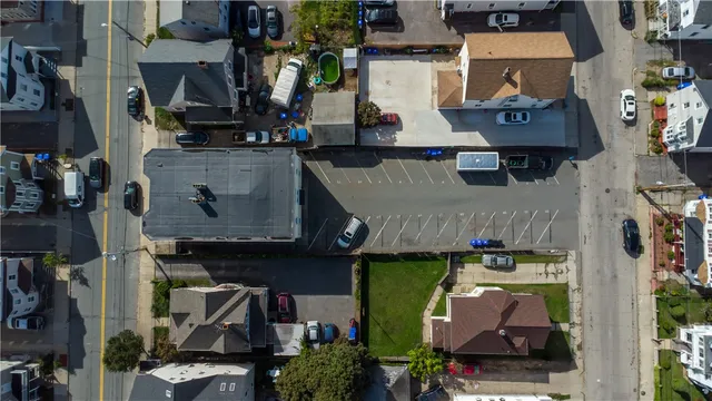 $2,150 | 109 Pocasset Avenue, Unit 1, Providence, RI 02909