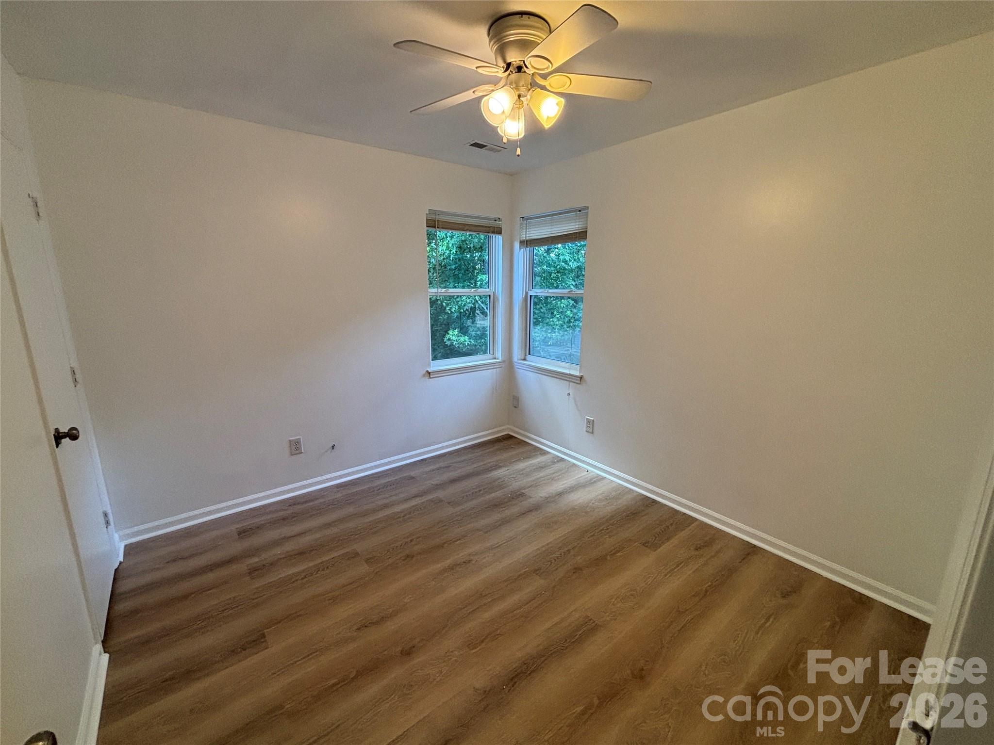 9419 Oren Thompson Road Charlotte, NC 28213 - Photo 14 of 32