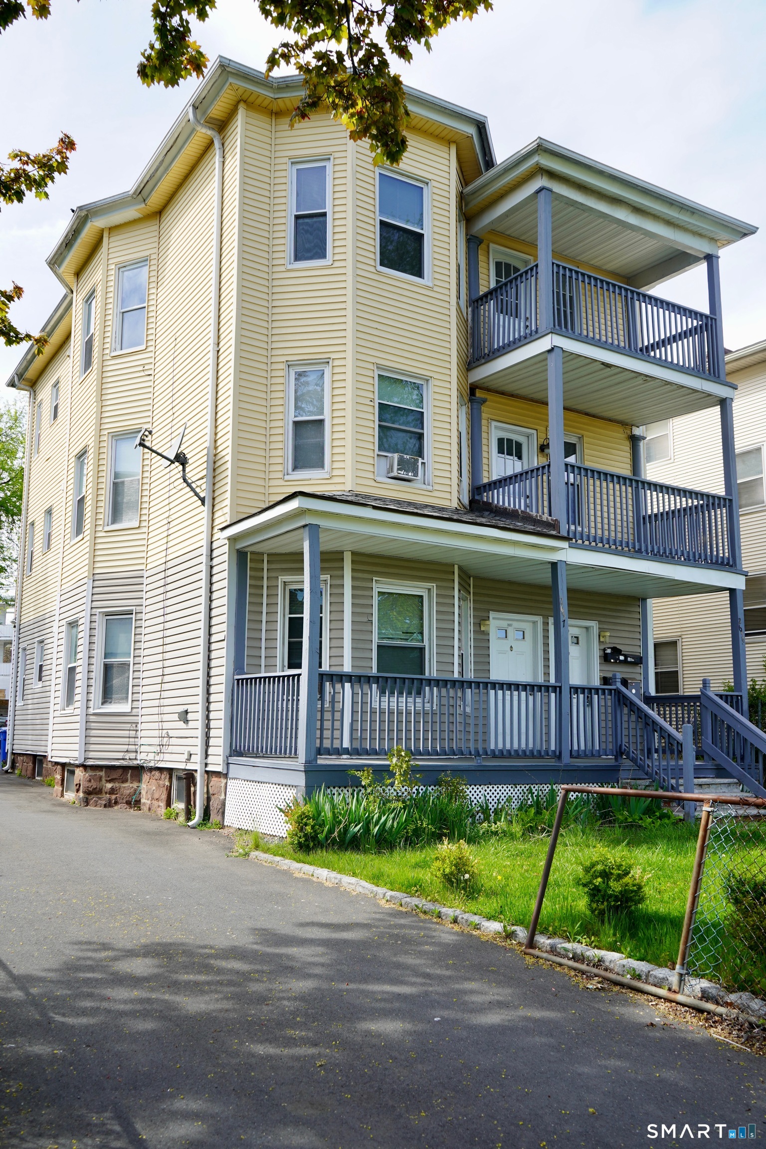 2657 Main Street Hartford, CT 06120 - Photo 1 of 7