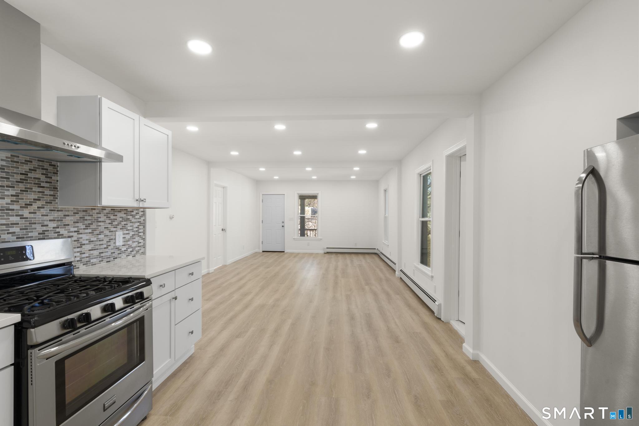 993 East Main Street Waterbury, CT 06705 - Photo 26 of 40 2nd Floor