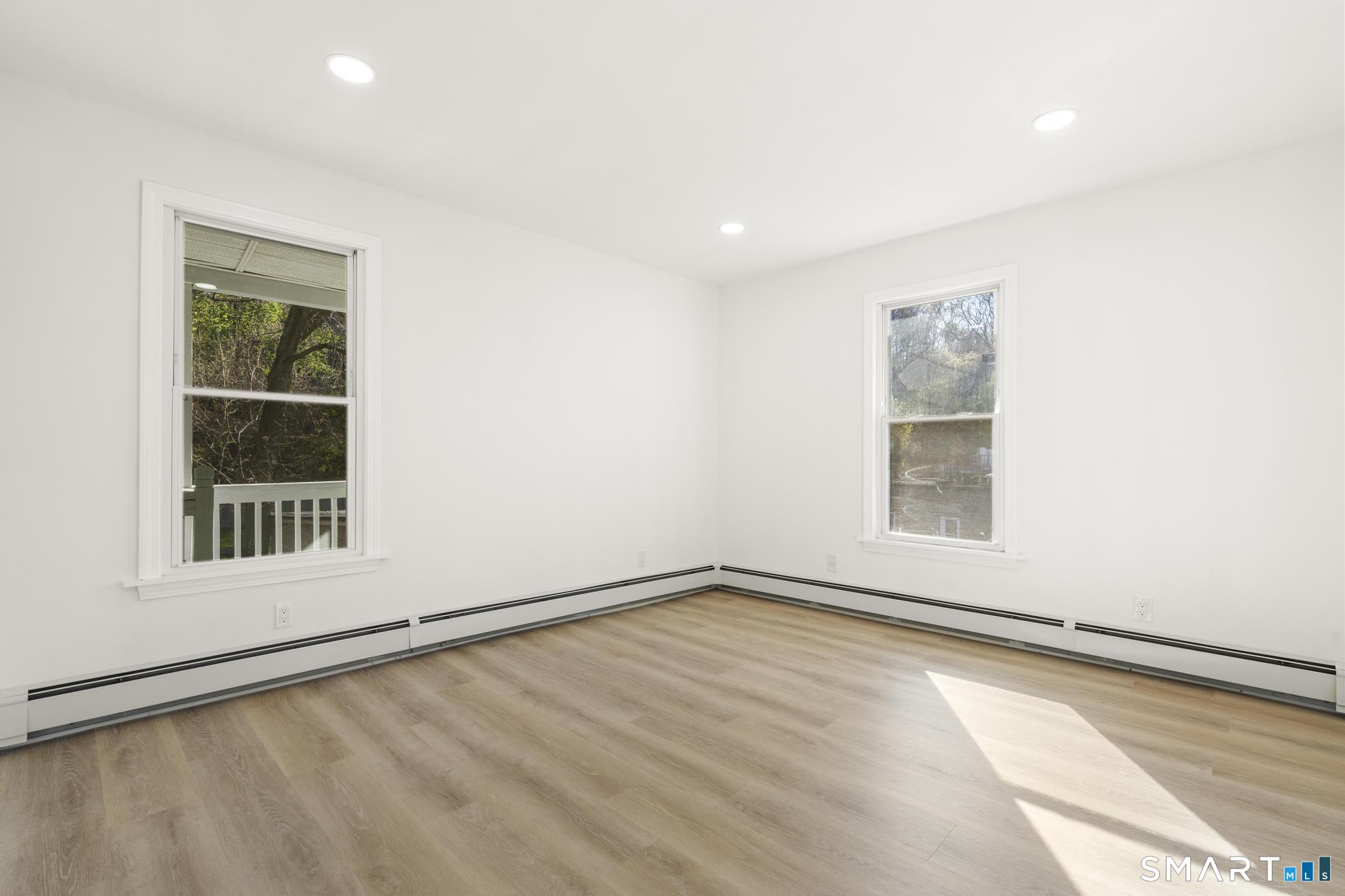 993 East Main Street Waterbury, CT 06705 - Photo 30 of 40 2nd Floor