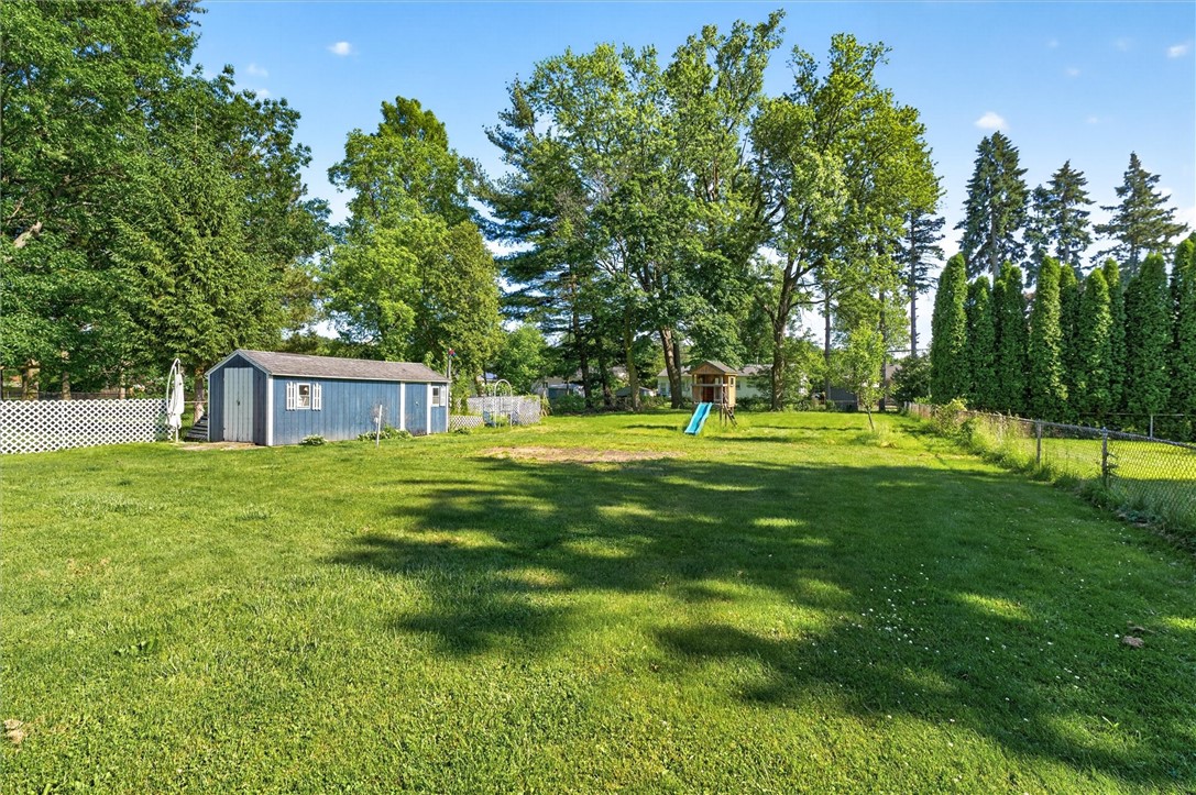 213 Ransford Avenue Irondequoit, NY 14622 - Photo 5 of 40