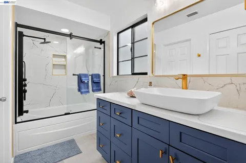 $700,000 | 610 Canyon Woods Court, Unit D, San Ramon, CA 94582