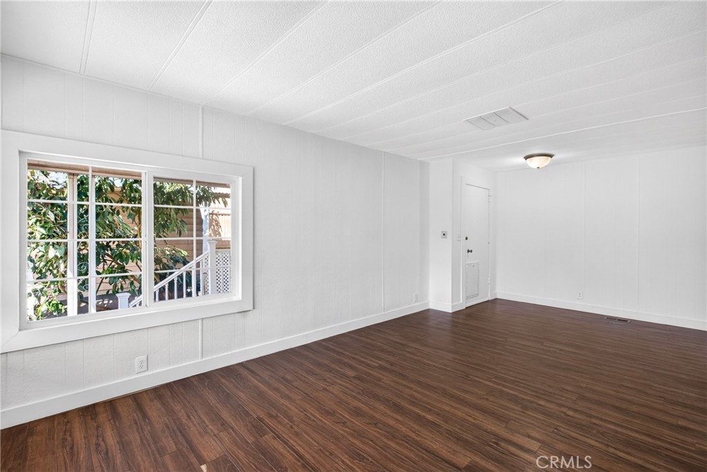 1025 South Riverside Avenue, Unit 38 Rialto, CA 92376 - Photo 35 of 41 Gallery Image 35