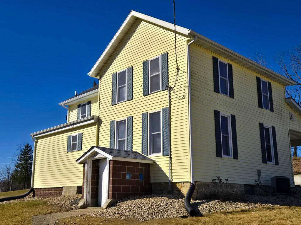 4239 Reeson Road Brigham, WI 53507 - Photo 1 of 47 23-20260309_105514